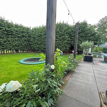 Paauwze Bed & Breakfast
