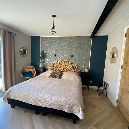 Paauwze Oda ve Kahvaltı Rijnsburg