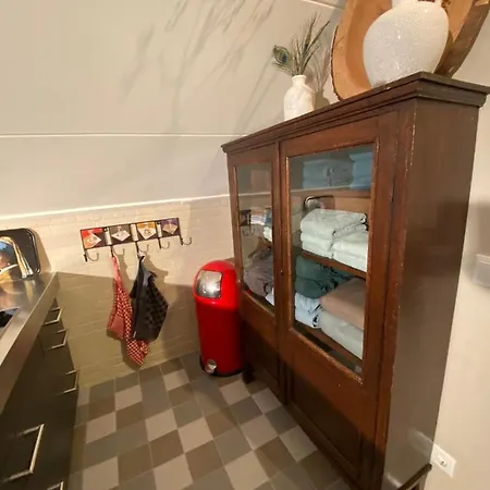 Oda ve Kahvaltı Paauwze 3*