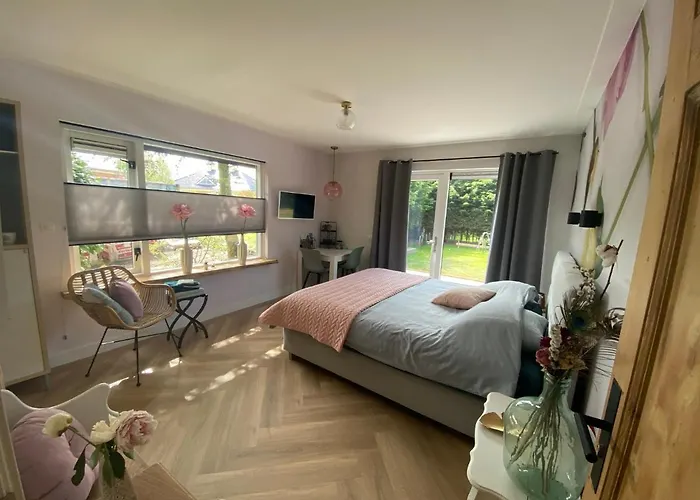 Paauwze Frühstückspension Rijnsburg