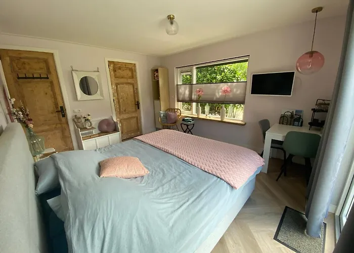 Paauwze Bed & Breakfast